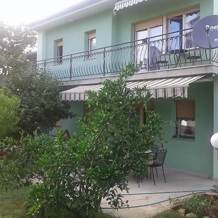 In With Balcony, Air Conditioning, Wifi 4211-1 Apartman Banjole