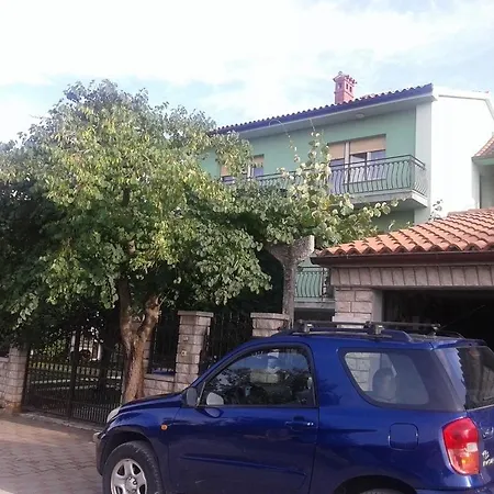 In With Balcony, Air Conditioning, Wifi 4211-1 * Banjole